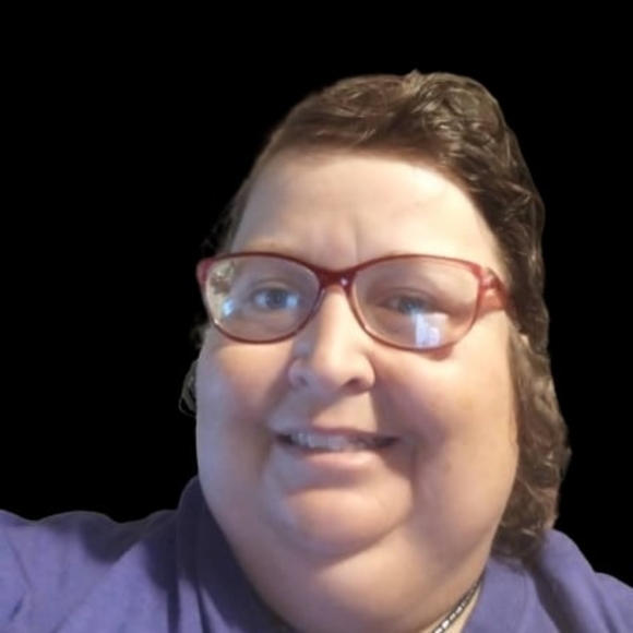 Meet your Posher, Stephanie - Picture 1 of 1